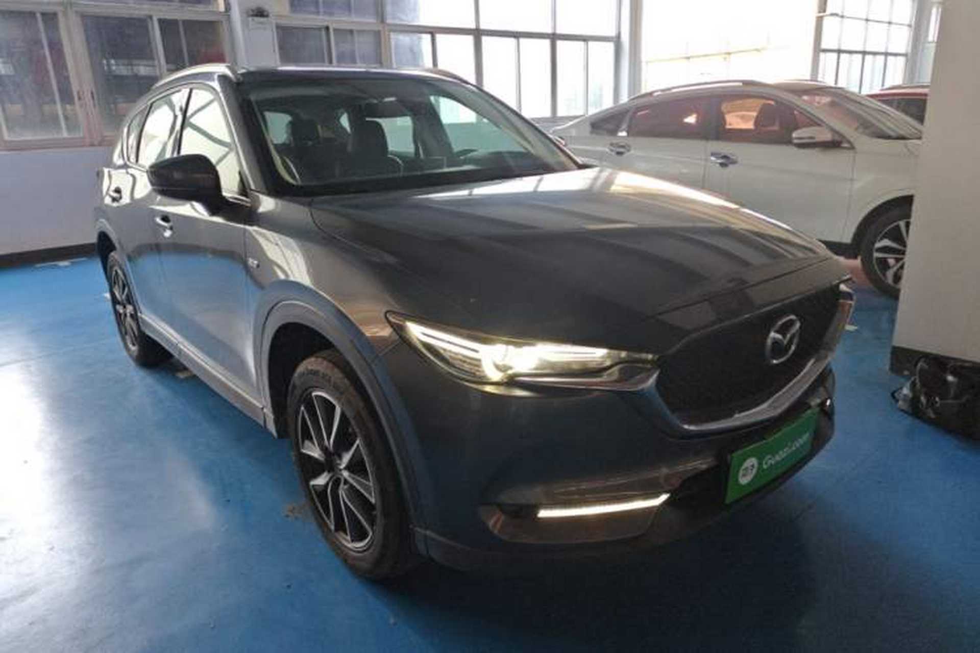 Used Mazda CX-5 2017 2.5L Automatic 2WD ZhiZun Version China V Standard Front Right 45 Deg