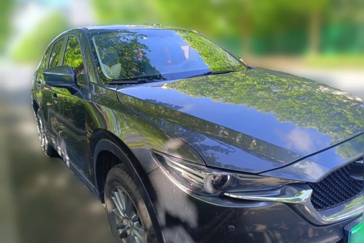 Used Mazda CX-5 2017 2.0L Automatic 2WD ZhiShang Trim China V Standard Front Right 45 Deg
