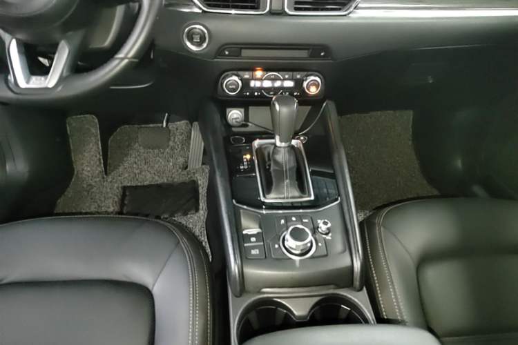 Used Mazda CX-5 2017 2.0L Automatic 2WD Smart Enjoyment Version China V Standard Gear Lever