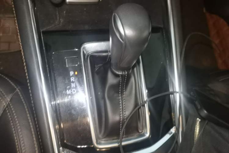 Used Mazda CX-5 2017 2.5L Automatic 4x4 Flagship Version China VI Standard Gear Lever