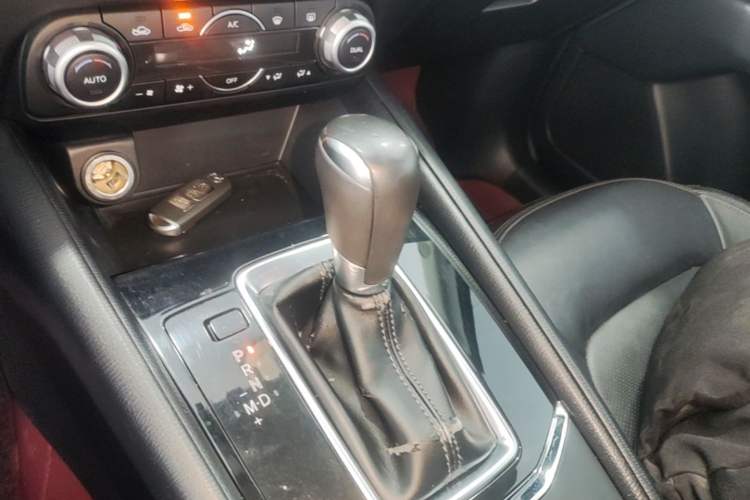 Used Mazda CX-5 2017 2.0L Automatic 2WD Smart Enjoyment Version China V Standard Gear Lever