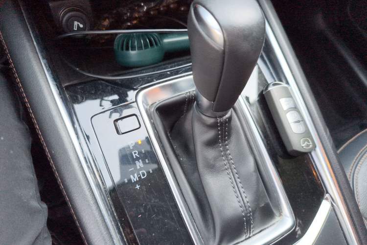 Used Mazda CX-5 2017 2.5L Automatic 2WD ZhiZun Version China V Standard Gear Lever
