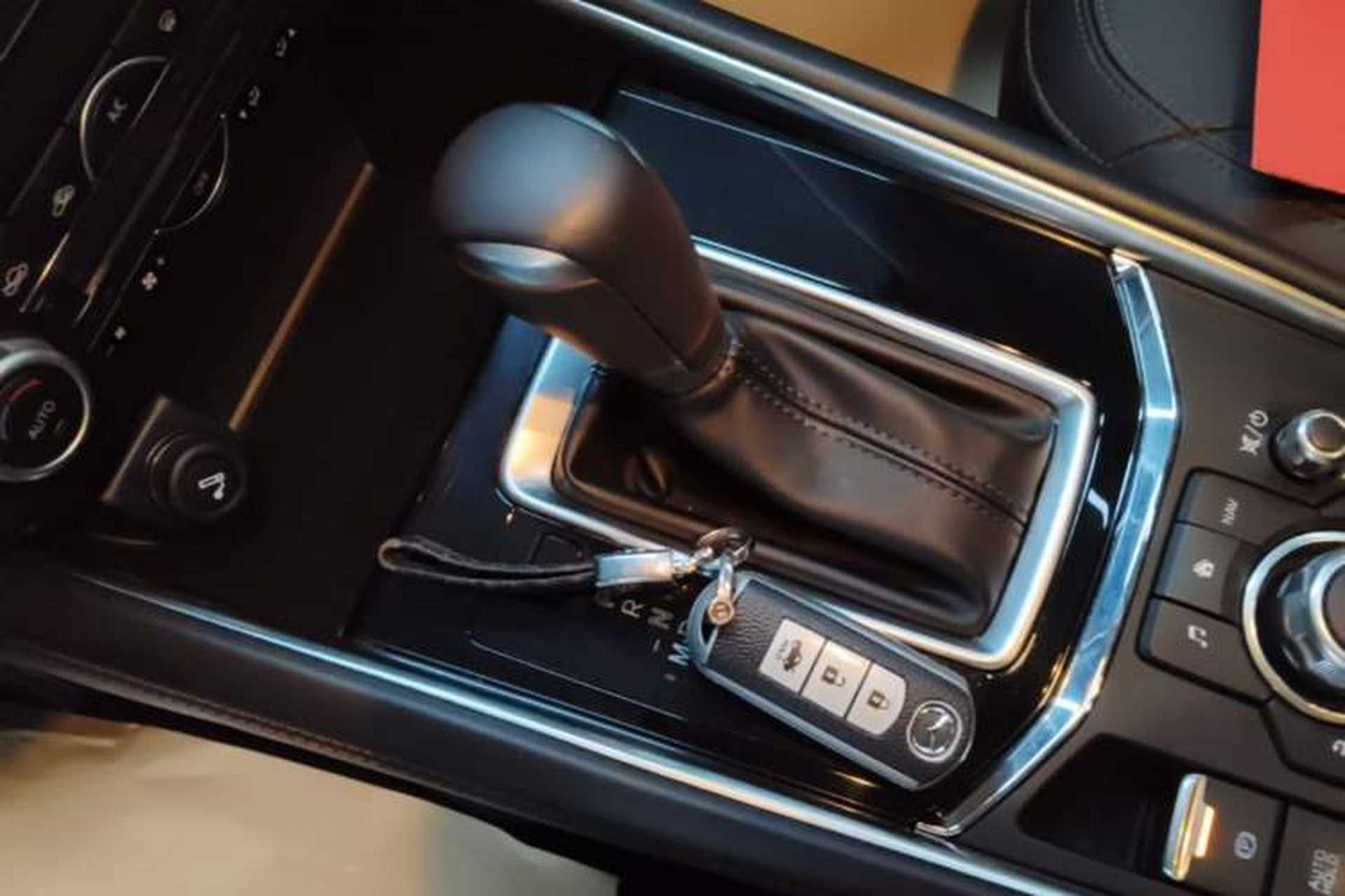 Used Mazda CX-5 2017 2.5L Automatic 4x4 Flagship Version China VI Standard Gear Lever