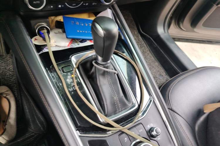 Used Mazda CX-5 2017 2.5L Automatic 2WD ZhiZun Version China V Standard Gear Lever