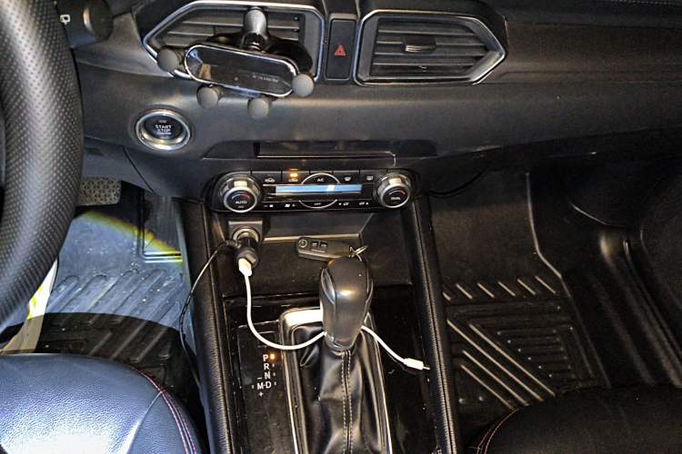 Used Mazda CX-5 2017 2.0L Automatic 2WD ZhiShang Trim China VI Standard Gear Lever