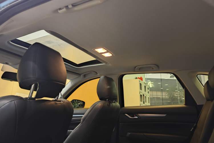 Used Mazda CX-5 2017 2.0L Automatic 2WD ZhiShang Trim China V Standard Headliner