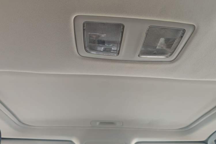 Used Mazda CX-5 2017 2.0L Automatic 2WD Smart Enjoyment Version China VI Standard Headliner