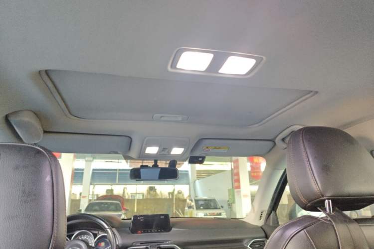 Used Mazda CX-5 2017 2.5L Automatic 2WD ZhiZun Version China V Standard Headliner