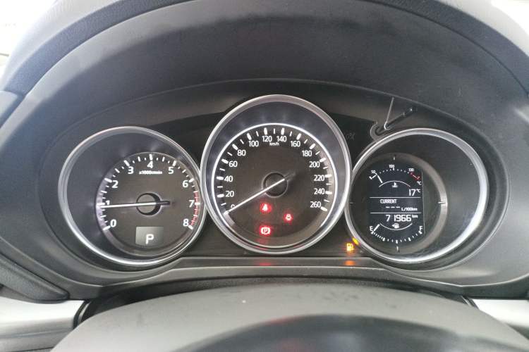 Used Mazda CX-5 2017 2.0L Automatic 2WD ZhiShang Trim China V Standard Instrument Cluster