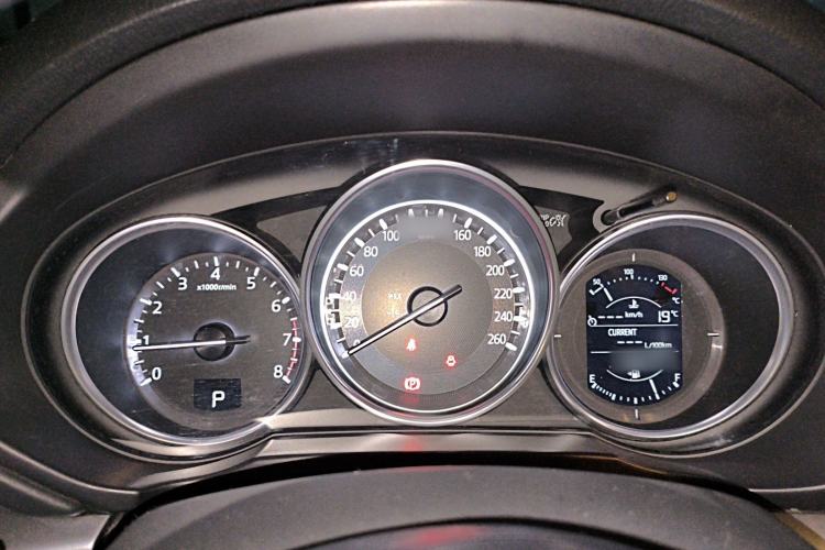 Used Mazda CX-5 2017 2.0L Automatic 2WD ZhiShang Trim China VI Standard Instrument Cluster
