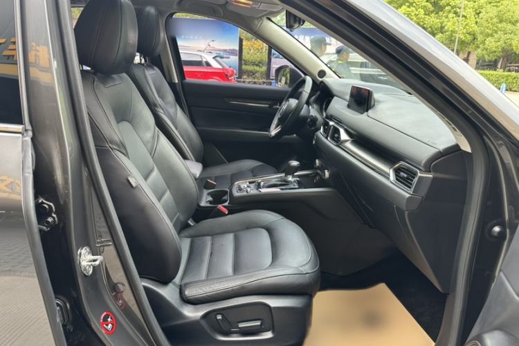 Used Mazda CX-5 2017 2.5L Automatic 4x4 Flagship Version China V Standard Interior 10