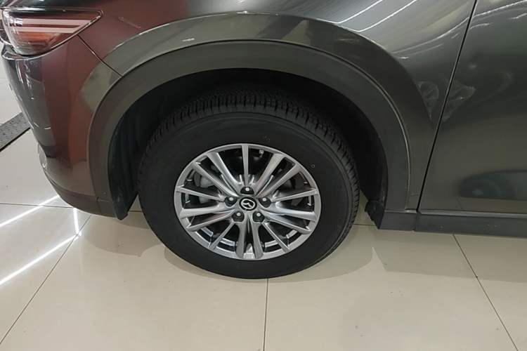 Used Mazda CX-5 2017 2.0L Automatic 2WD Smart Enjoyment Version China V Standard Left Front Wheel Hub