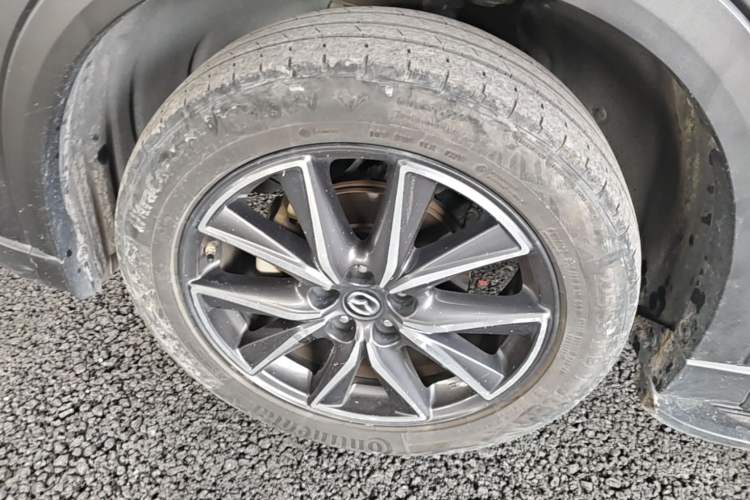 Used Mazda CX-5 2017 2.5L Automatic 4x4 ZhiZun Version China V Standard Left Front Wheel Hub