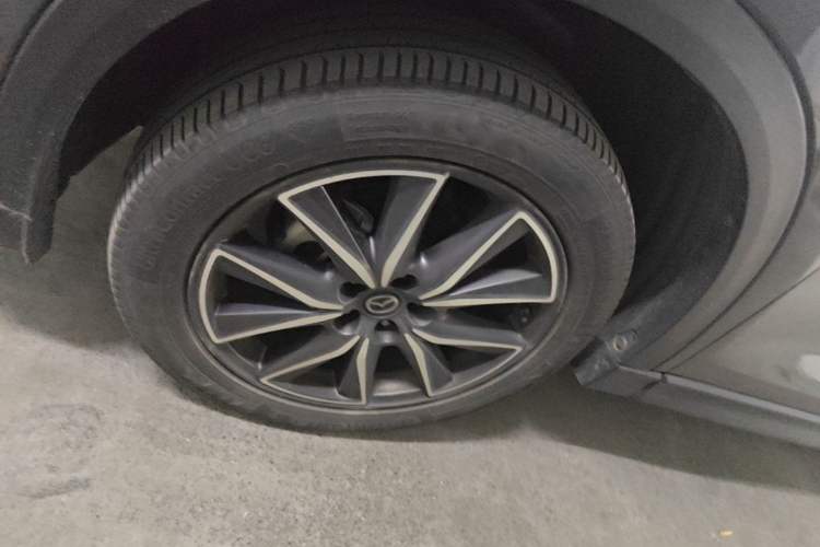 Used Mazda CX-5 2017 2.5L Automatic 2WD ZhiZun Version China VI Standard Left Front Wheel Hub