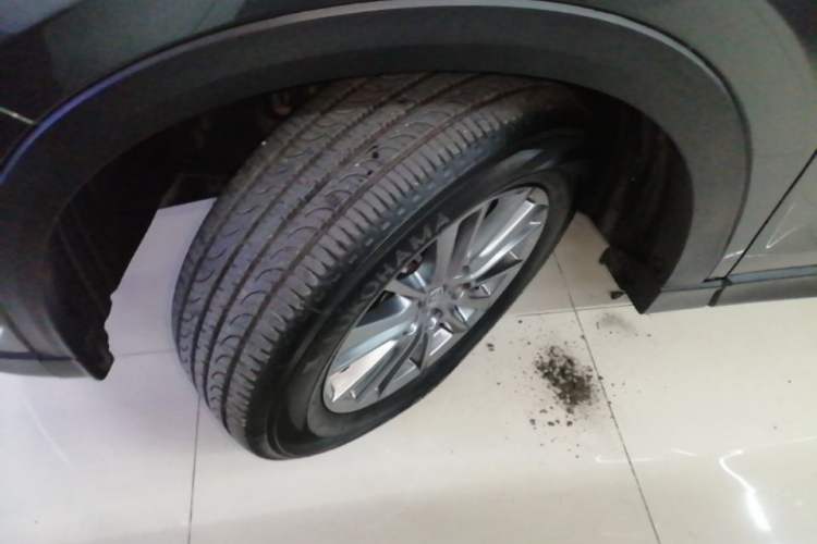 Used Mazda CX-5 2017 2.0L Automatic 2WD Smart Enjoyment Version China V Standard Left Front Wheel Hub