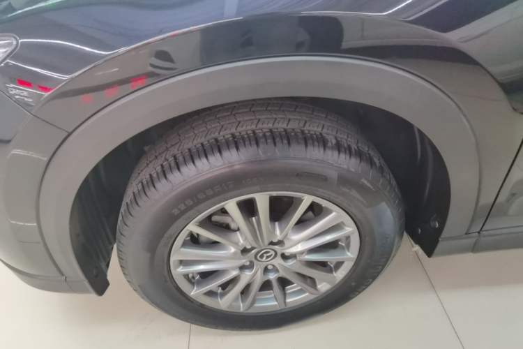Used Mazda CX-5 2017 2.0L Automatic 2WD Smart Enjoyment Version China V Standard Left Front Wheel Hub