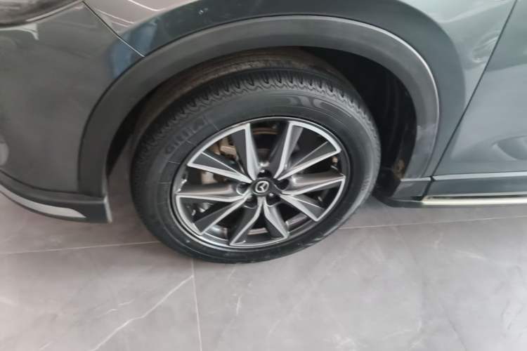 Used Mazda CX-5 2017 2.5L Automatic 4x4 Flagship Version China VI Standard Left Front Wheel Hub