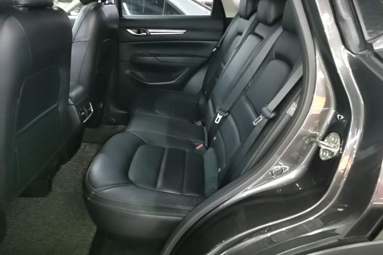 Used Mazda CX-5 2017 2.0L Automatic 2WD Smart Enjoyment Version China V Standard Left Rear Seat