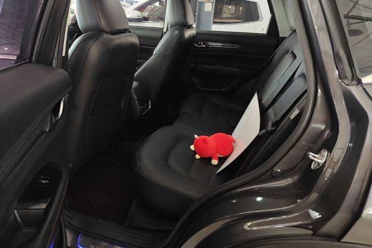 Used Mazda CX-5 2017 2.5L Automatic 4x4 Flagship Version China V Standard Left Rear Seat