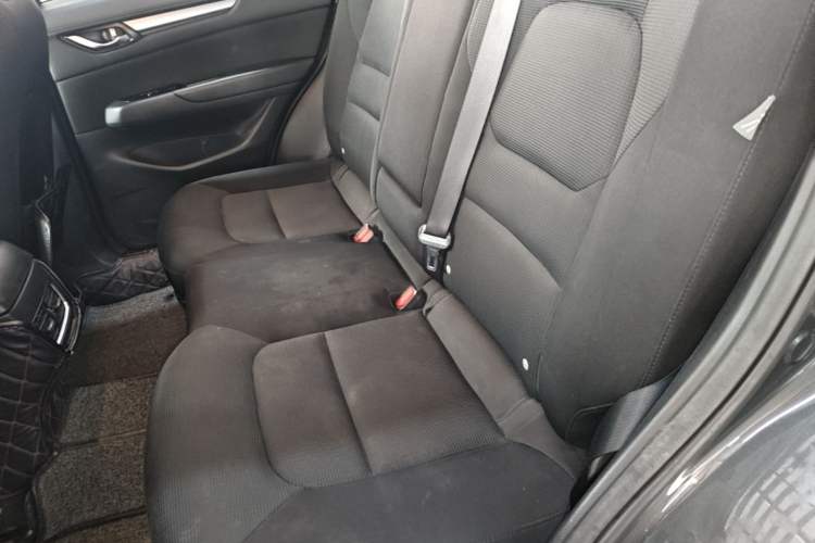 Used Mazda CX-5 2017 2.0L Automatic 2WD ZhiShang Trim China V Standard Left Rear Seat