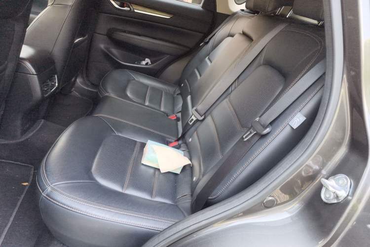 Used Mazda CX-5 2017 2.5L Automatic 2WD ZhiZun Version China V Standard Left Rear Seat