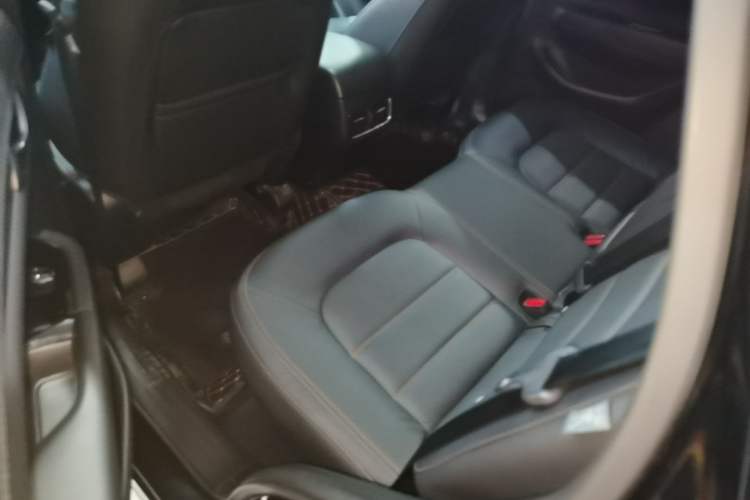 Used Mazda CX-5 2017 2.0L Automatic 2WD Smart Enjoyment Version China V Standard Left Rear Seat