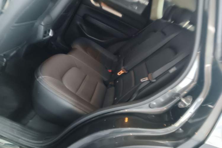 Used Mazda CX-5 2017 2.5L Automatic 4x4 Flagship Version China VI Standard Left Rear Seat
