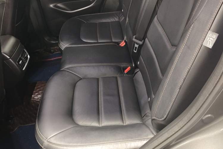 Used Mazda CX-5 2017 2.0L Automatic 2WD Smart Enjoyment Version China V Standard Left Rear Seat