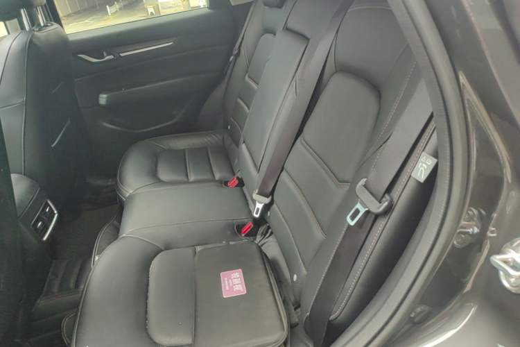 Used Mazda CX-5 2017 2.5L Automatic 4x4 ZhiZun Version China V Standard Left Rear Seat