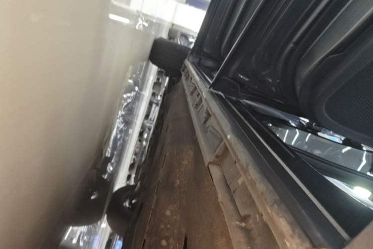 Used Mazda CX-5 2017 2.0L Automatic 2WD ZhiShang Trim China V Standard Left Side Sill