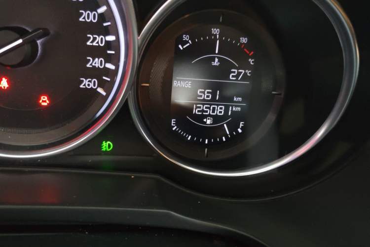 Used Mazda CX-5 2017 2.0L Automatic 2WD Smart Enjoyment Version China V Standard Odometer Close Up