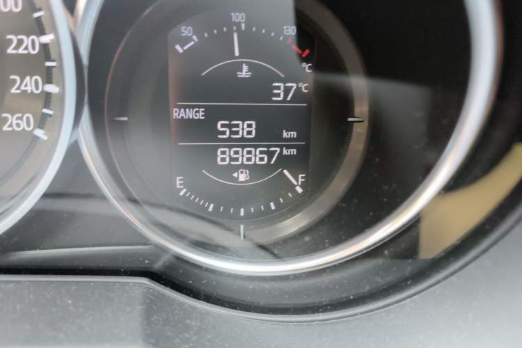 Used Mazda CX-5 2017 2.0L Automatic 2WD ZhiShang Trim China VI Standard Odometer Close Up
