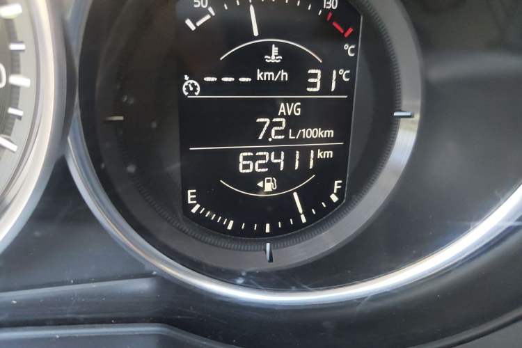 Used Mazda CX-5 2017 2.0L Automatic 2WD ZhiShang Trim China V Standard Odometer Close Up