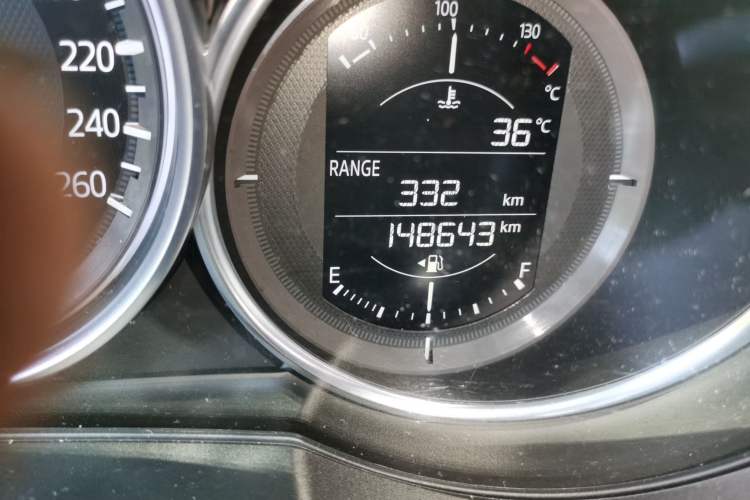 Used Mazda CX-5 2017 2.0L Automatic 2WD ZhiShang Trim China VI Standard Odometer Close Up