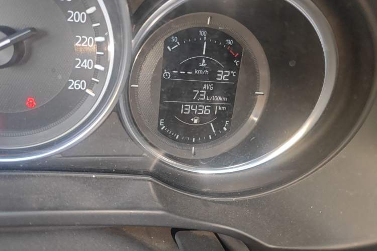 Used Mazda CX-5 2017 2.0L Automatic 2WD Smart Enjoyment Version China V Standard Odometer Close Up