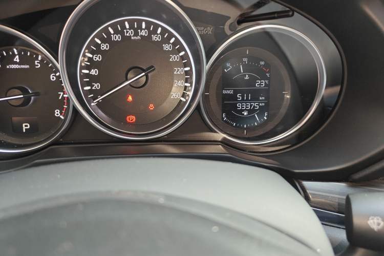 Used Mazda CX-5 2017 2.0L Automatic 2WD Smart Enjoyment Version China V Standard Odometer Close Up