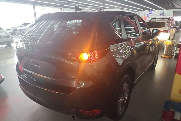 Used Mazda CX-5 2017 2.0L Manual Two-Wheel Drive Comfort Version China V Standard Rear Right 45 Deg