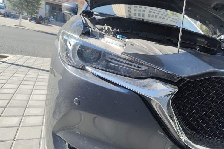 Used Mazda CX-5 2017 2.0L Automatic 2WD ZhiShang Trim China V Standard Right Front Headlight
