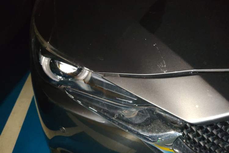 Used Mazda CX-5 2017 2.0L Automatic 2WD ZhiShang Trim China V Standard Right Front Headlight