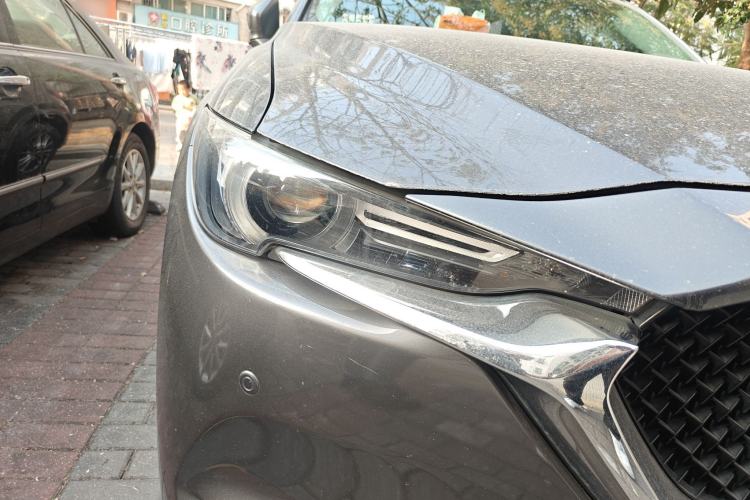 Used Mazda CX-5 2017 2.0L Automatic 2WD Smart Enjoyment Version China V Standard Right Front Headlight