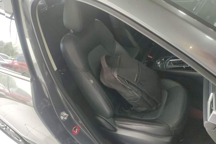 Used Mazda CX-5 2017 2.0L Automatic 2WD Smart Enjoyment Version China V Standard Right Front Seat