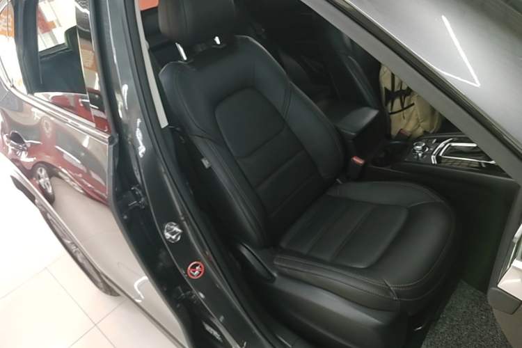 Used Mazda CX-5 2017 2.0L Automatic 2WD Smart Enjoyment Version China V Standard Right Front Seat