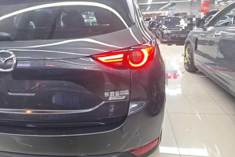 Used Mazda CX-5 2017 2.0L Automatic 2WD ZhiShang Trim China V Standard Right Rear Taillight