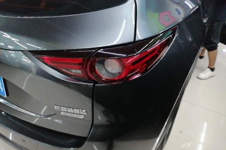 Used Mazda CX-5 2017 2.0L Automatic 2WD Smart Enjoyment Version China V Standard Right Rear Taillight