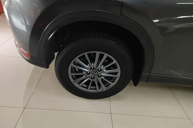 Used Mazda CX-5 2017 2.0L Automatic 2WD Smart Enjoyment Version China V Standard Right Rear Wheel Hub