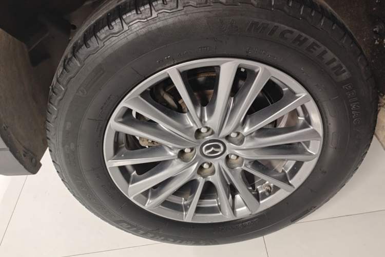 Used Mazda CX-5 2017 2.0L Automatic 2WD Smart Enjoyment Version China V Standard Right Rear Wheel Hub