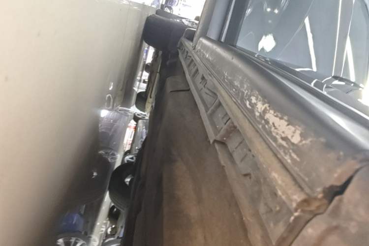Used Mazda CX-5 2017 2.0L Automatic 2WD ZhiShang Trim China V Standard Right Side Sill