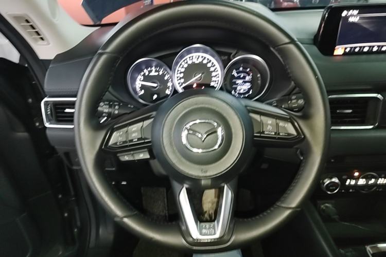 Used Mazda CX-5 2017 2.0L Automatic 2WD Smart Enjoyment Version China V Standard Steering Wheel