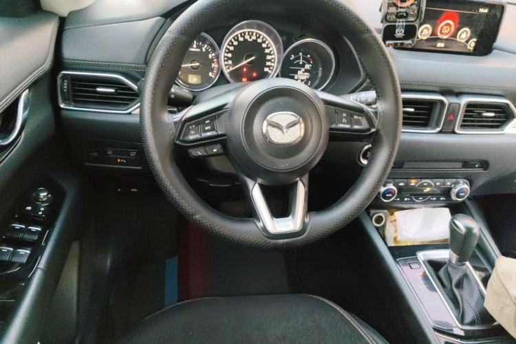 Used Mazda CX-5 2017 2.0L Automatic 2WD Smart Enjoyment Version China V Standard Steering Wheel