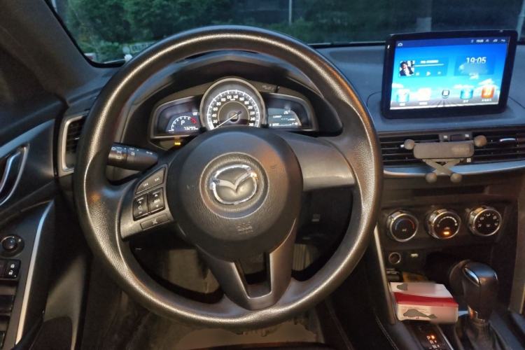 Used Mazda CX-5 2017 2.0L Automatic 2WD Comfort Edition China VI Standard Steering Wheel